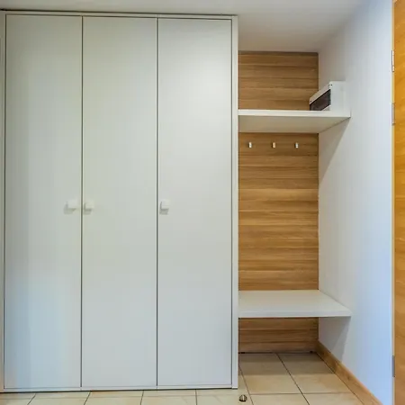 Novaaparts - Just In Center Rynek Krawiecka