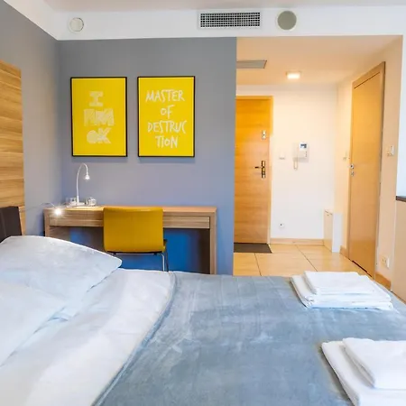 Novaaparts - Just In Center Rynek Krawiecka Wrocław