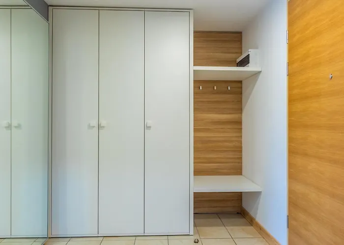 Novaaparts - Just In Center Rynek Krawiecka