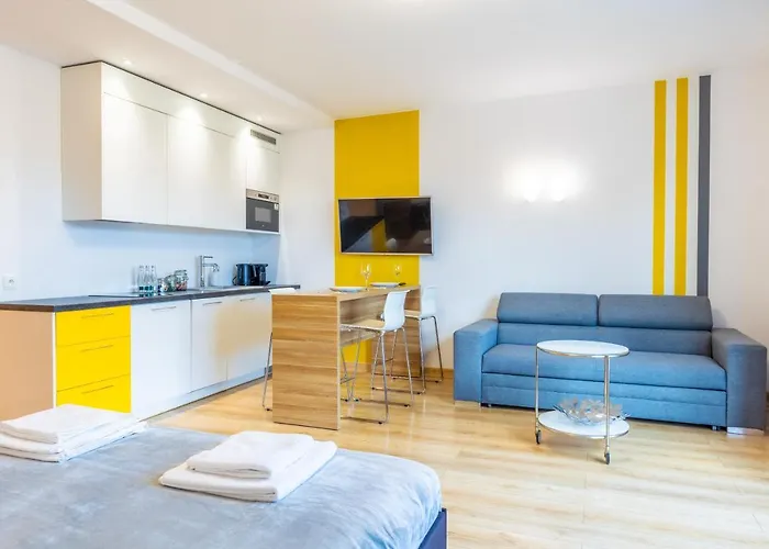 Novaaparts - Just In Center Rynek Krawiecka * Wrocław